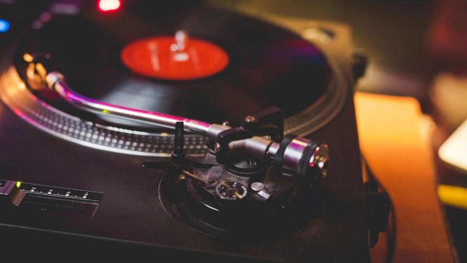 Bursa Plak Alan Yerler, Plak Alan Yerler Bursa, Bursa Antika Plak Alanlar, Eski Plak Alan Yerler Bursa, Bursa Nostalji Plak Alan Yerler